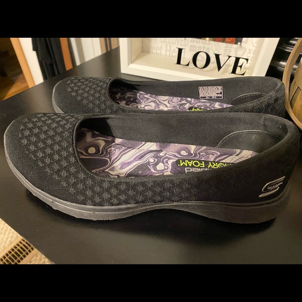 Sketchers memory foam flats